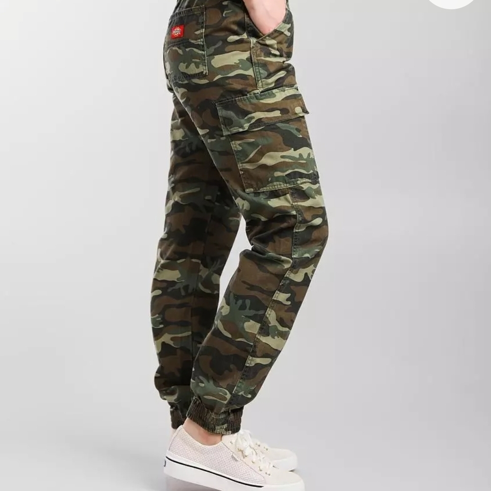 Dickies Women's Camouflage Jogger Pants